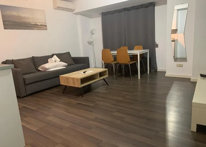Zerka Centro Appartamento Valenza