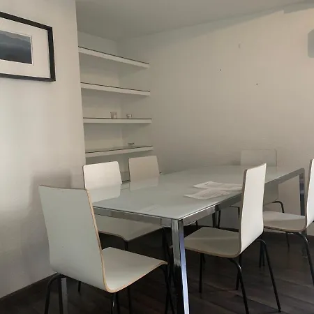 Zerka Centro * Valencia